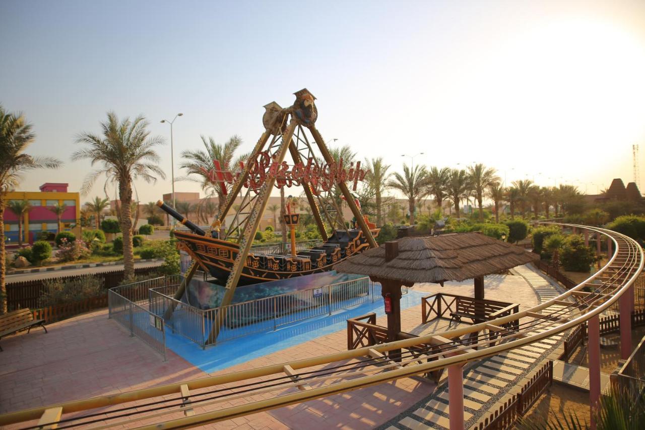 Swiss Inn Teda Hotel&Aqua Park Ain Sukhna Bagian luar foto