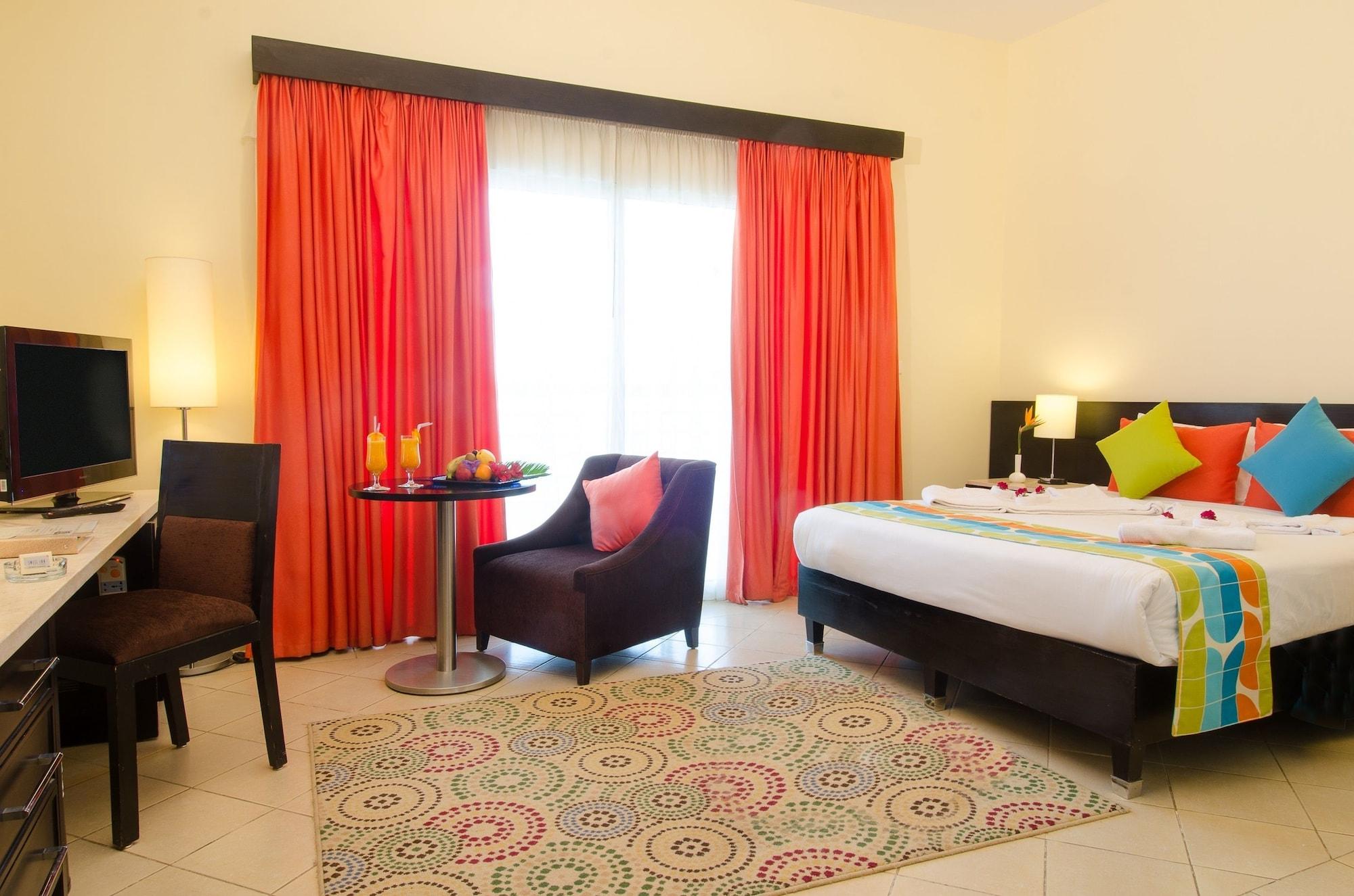 Swiss Inn Teda Hotel&Aqua Park Ain Sukhna Bagian luar foto