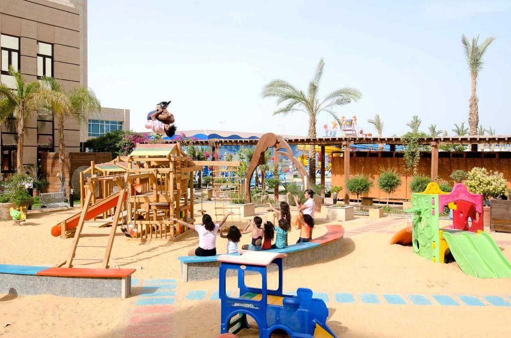 Swiss Inn Teda Hotel&Aqua Park Ain Sukhna Bagian luar foto